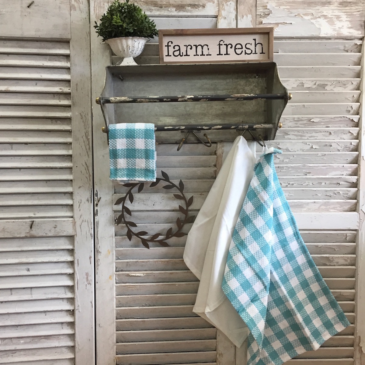 Farmhouse Buffalo Check Waffle Weave Green and White Kitchen Towels and Dish  Cloths - Cornucopia