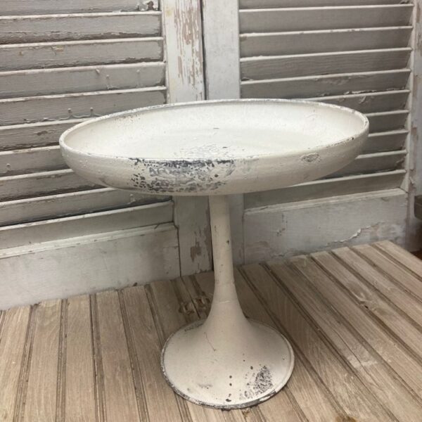 Cream Aged Patina Wimberly 11″ Holder