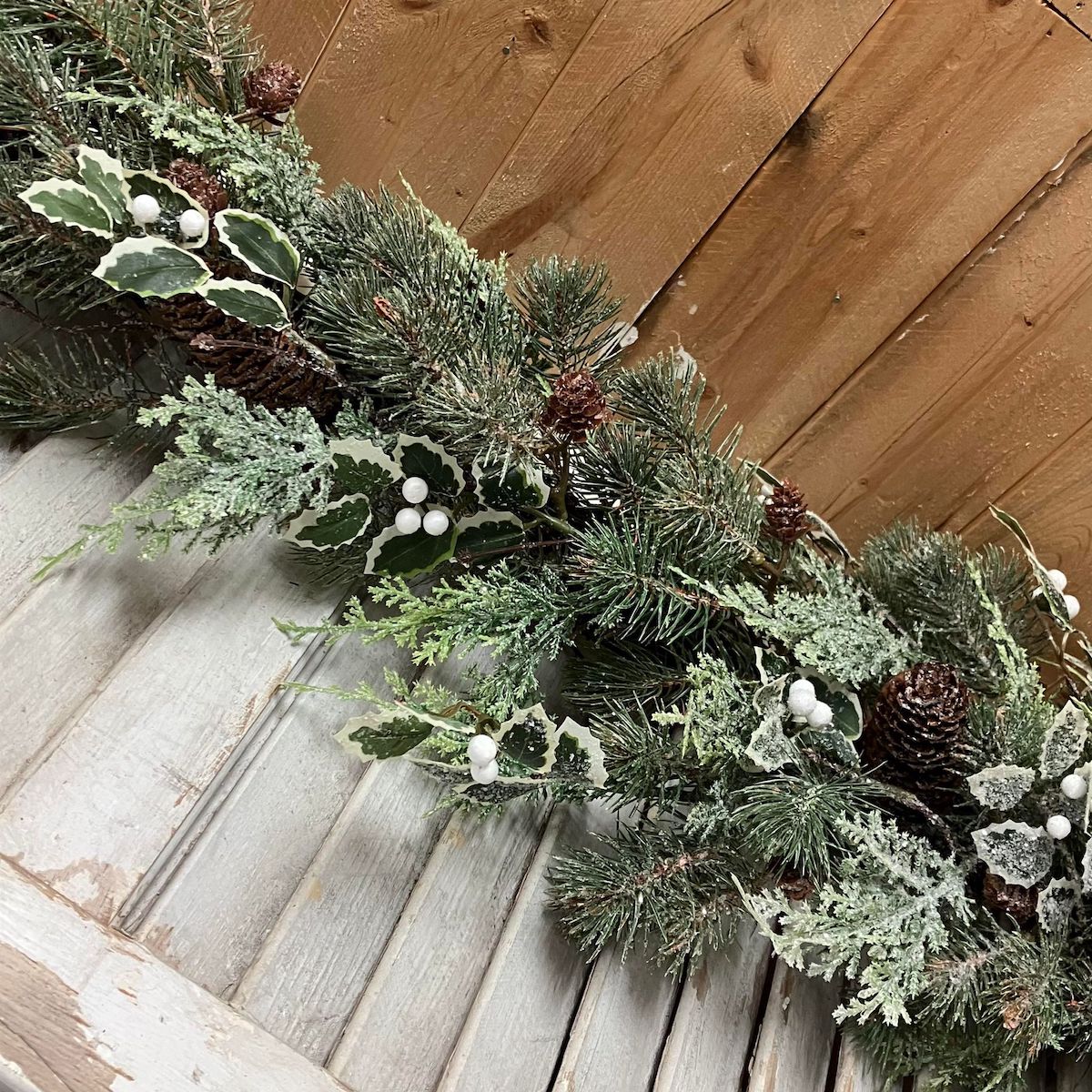 Iced Oxford and Pine Garland