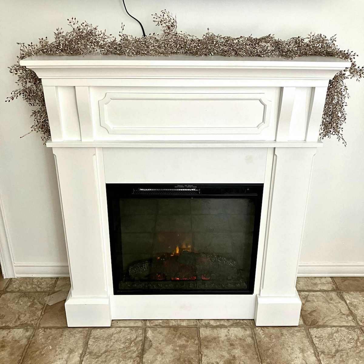 Little Luna Rusty Brown Foliage Garland