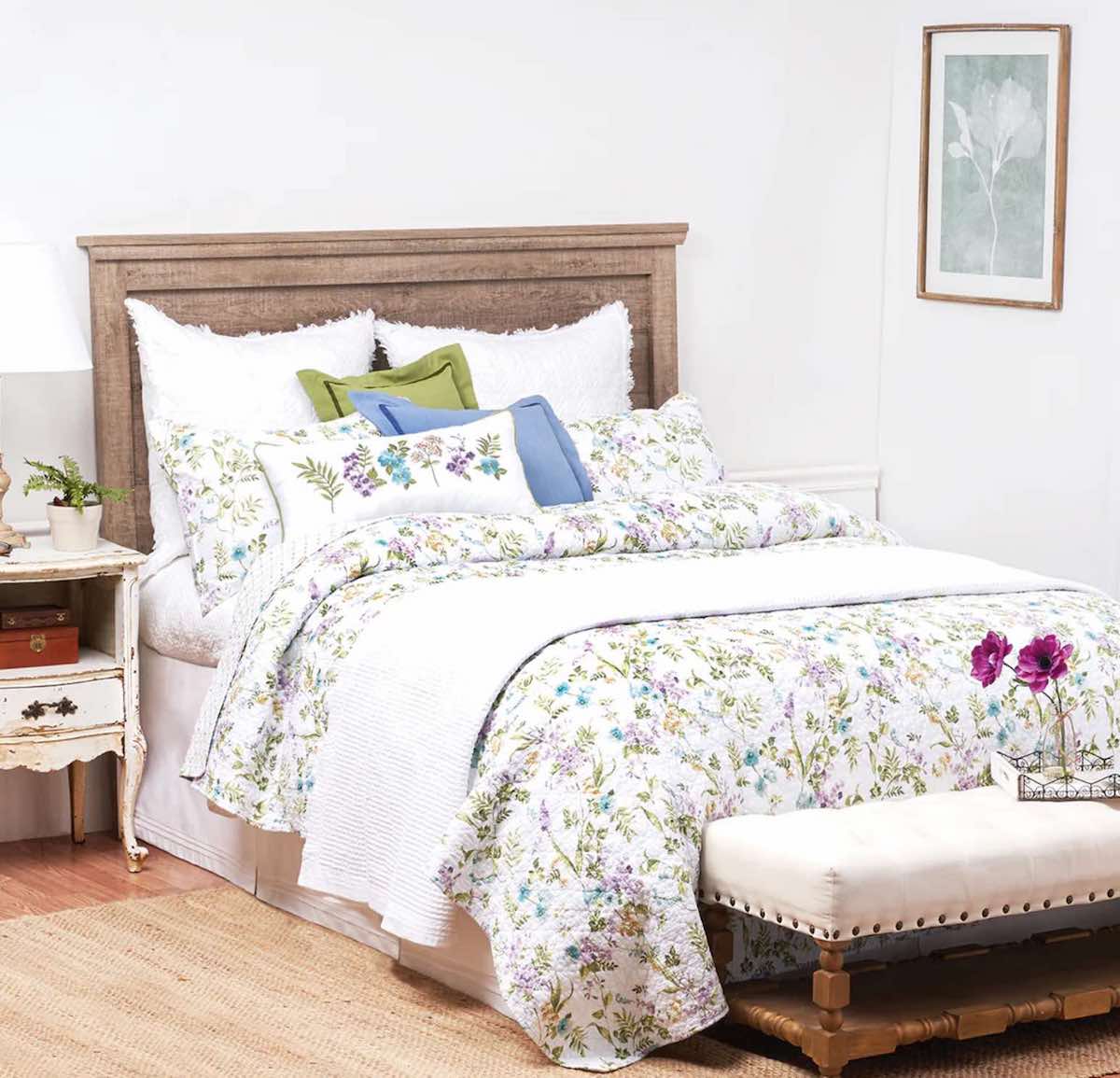 Carley Floral Quilt Set