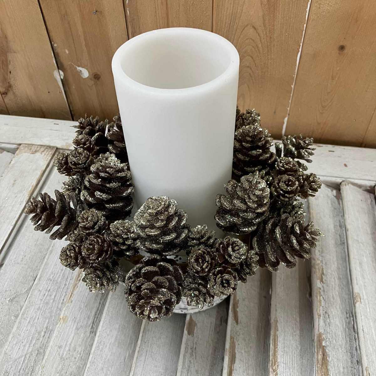 Shimmer Pine Cone Small Candle Ring