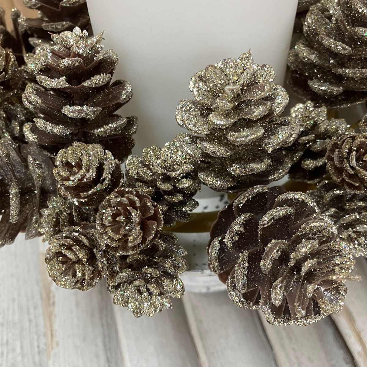 Shimmer Pine Cone Small Candle Ring