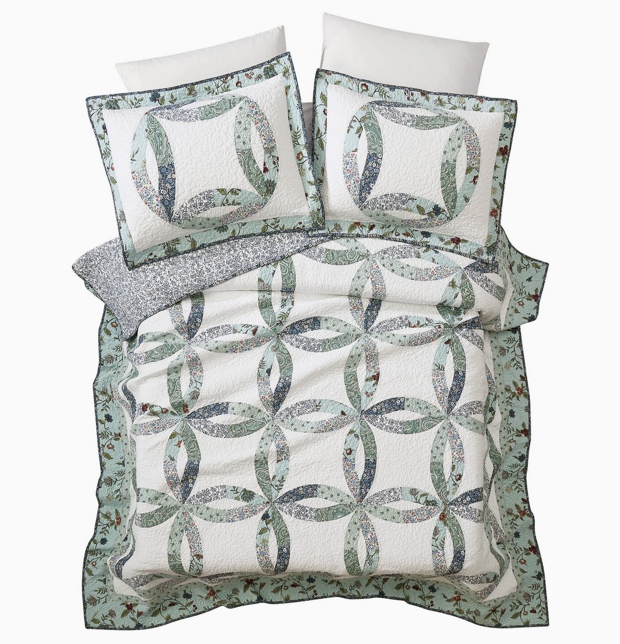 Felicity Wedding Ring Quilt Set