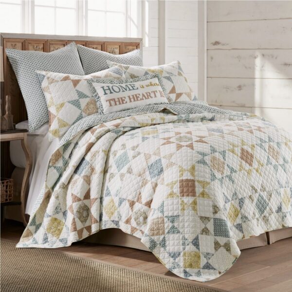 Lottie Quilt Collection Lottie Quilt Collection
