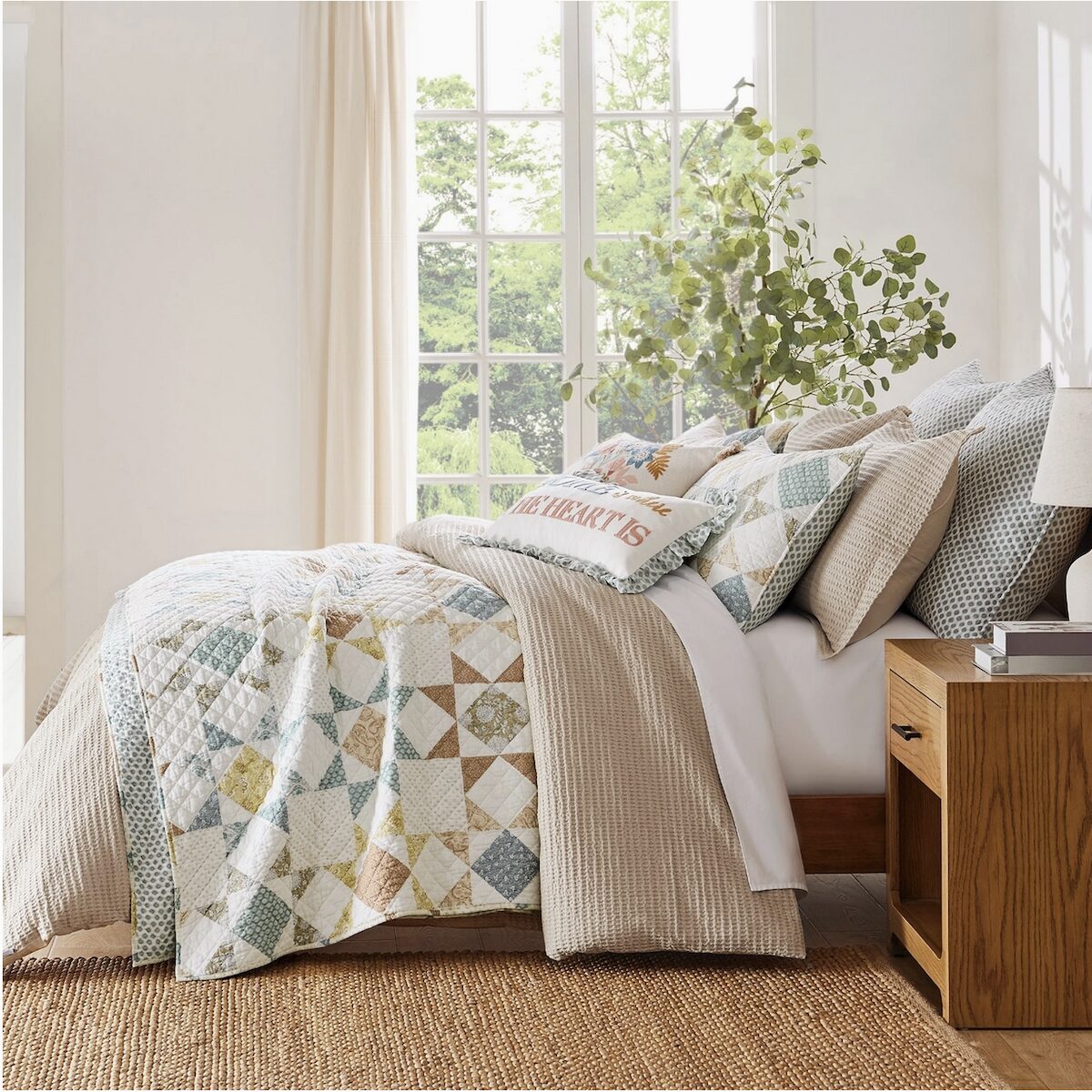 Lottie Quilt Collection