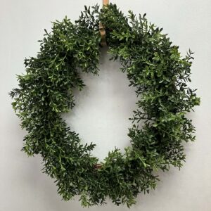 New England Boxwood Greens Large Wreath