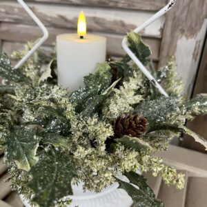 Iced Calgery Candle Ring Close Up